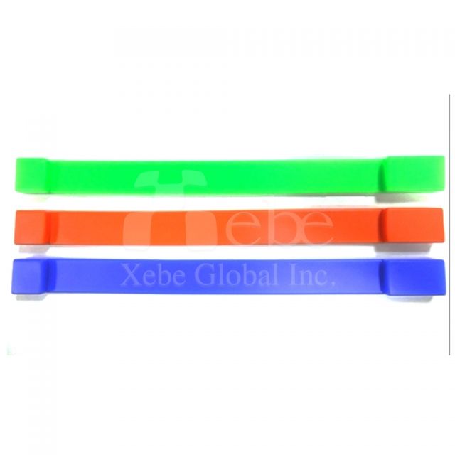 Wristband USB flash drives