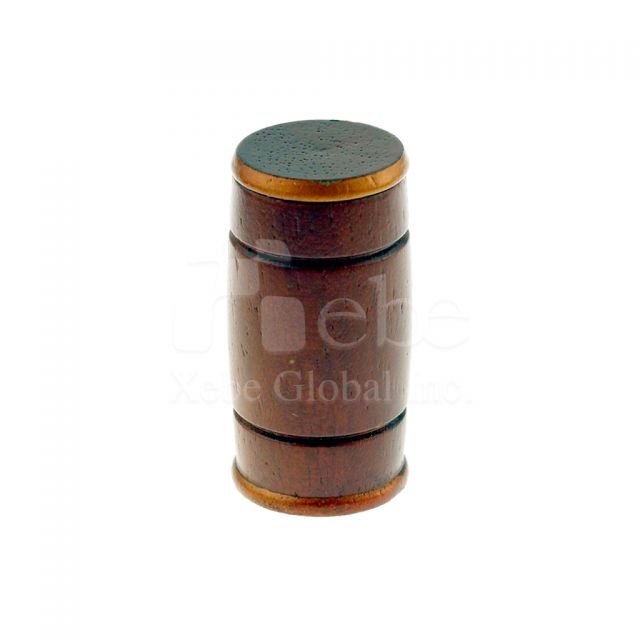 Wooden USB flash driveGiveaway