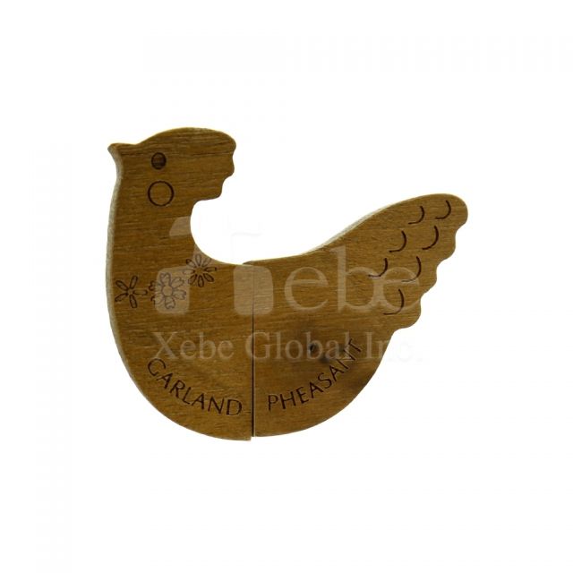 Cock wooden USB