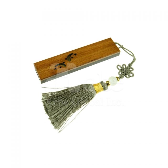 Chinese style wooden USB drive 