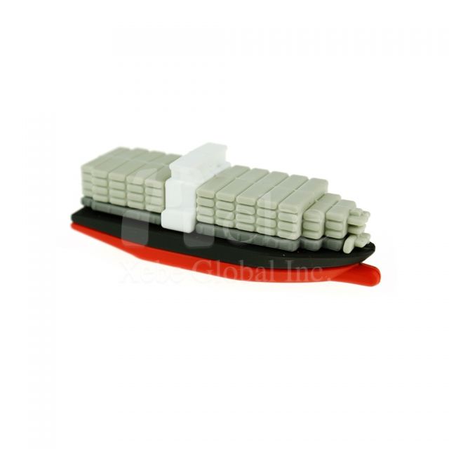 Mini cargo ship USB