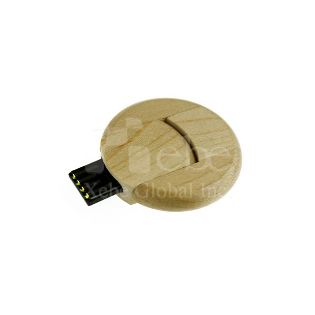 Disc-shaped retractable flash drive