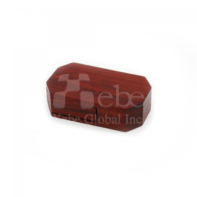 redwood rotating usb flash drive