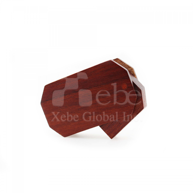 redwood rotating usb flash drive